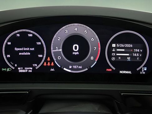 Used 2024 Porsche Cayenne AWD/4WD image 33