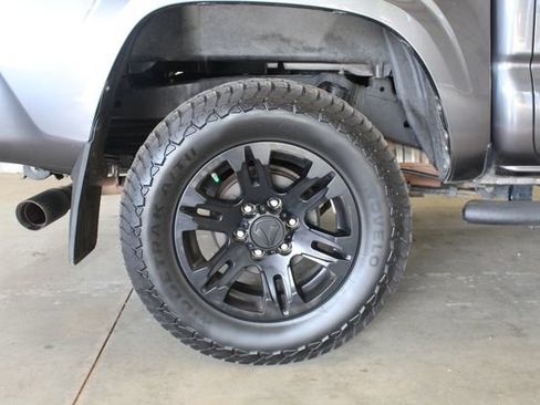 Used 2021 Toyota Tacoma SR w/ SR Convenience Package RWD image 26