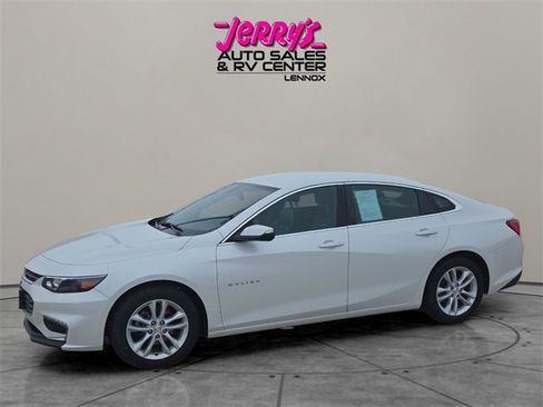 Used 2018 Chevrolet Malibu LT w/ Leather Package image 10