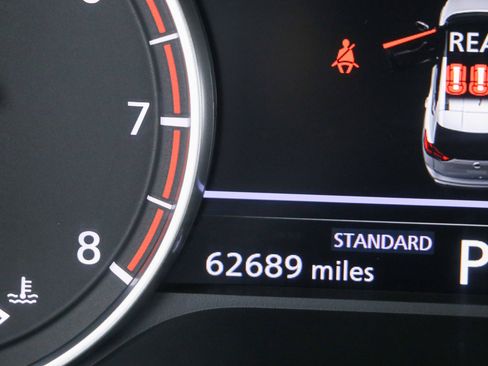Used 2024 Nissan Rogue SV FWD image 16
