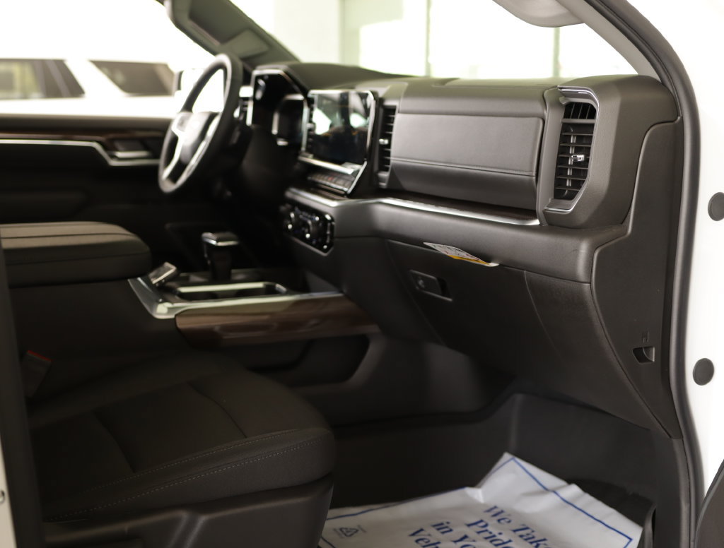 New 2026 Chevrolet Silverado 1500 RST w/ Protection Package AWD/4WD image 31