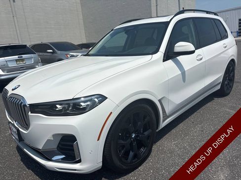 Used 2021 BMW X7 xDrive40i w/ Premium Package AWD/4WD image 4
