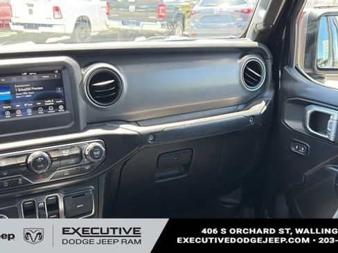 Used 2022 Jeep Gladiator Sport AWD/4WD image 22