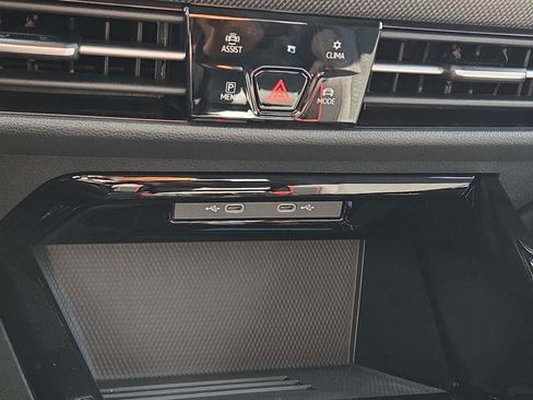 New 2026 Volkswagen GTI SE FWD image 19