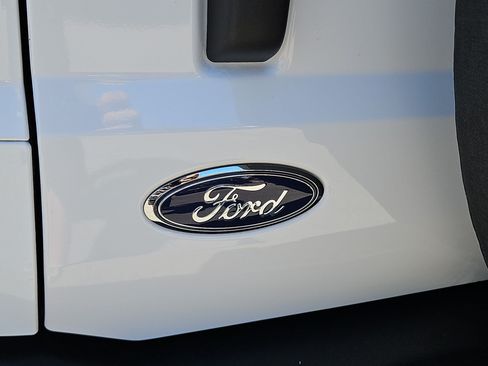 Used 2024 Ford Bronco Wildtrak AWD/4WD image 14