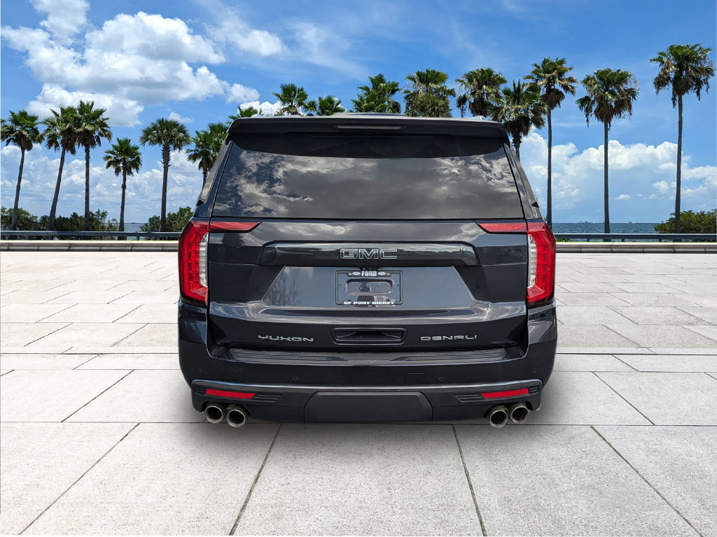 Used 2024 GMC Yukon Denali Ultimate AWD/4WD image 6