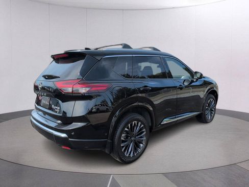 Used 2026 Nissan Rogue Platinum w/ Platinum Premium Package AWD/4WD image 5