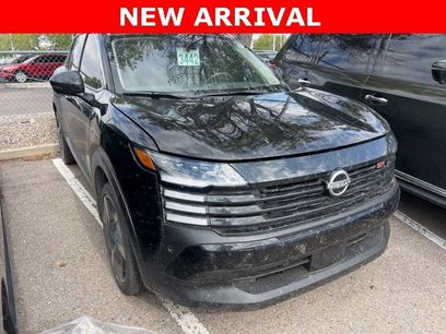 Certified 2025 Nissan Kicks SR