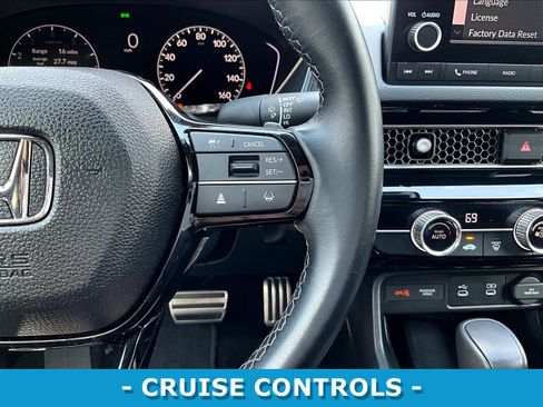 Used 2025 Honda Civic Sport image 11
