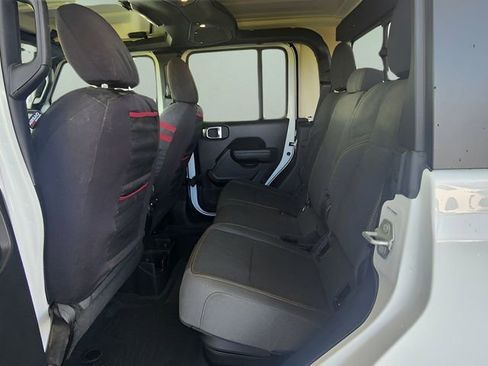 Used 2024 Jeep Gladiator Sport image 19