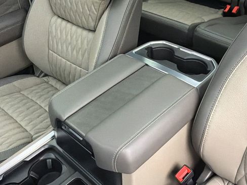 Used 2026 Ford F450 Platinum w/ Platinum Plus Package image 27