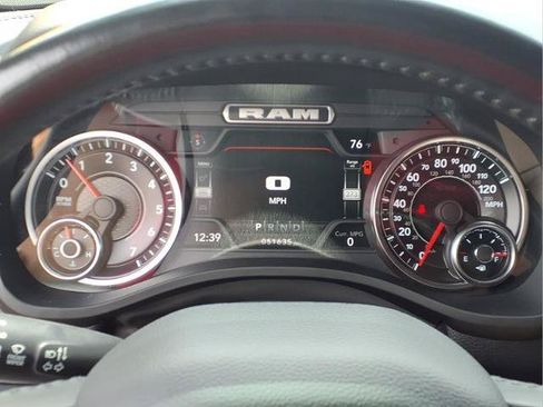Used 2022 RAM 1500 Big Horn AWD/4WD image 17