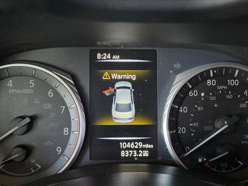 Used 2019 INFINITI Q50 Luxe image 11