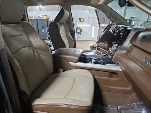 Used 2021 RAM 2500 Laramie image 10