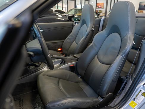 Used 2010 Porsche 911 Turbo image 9