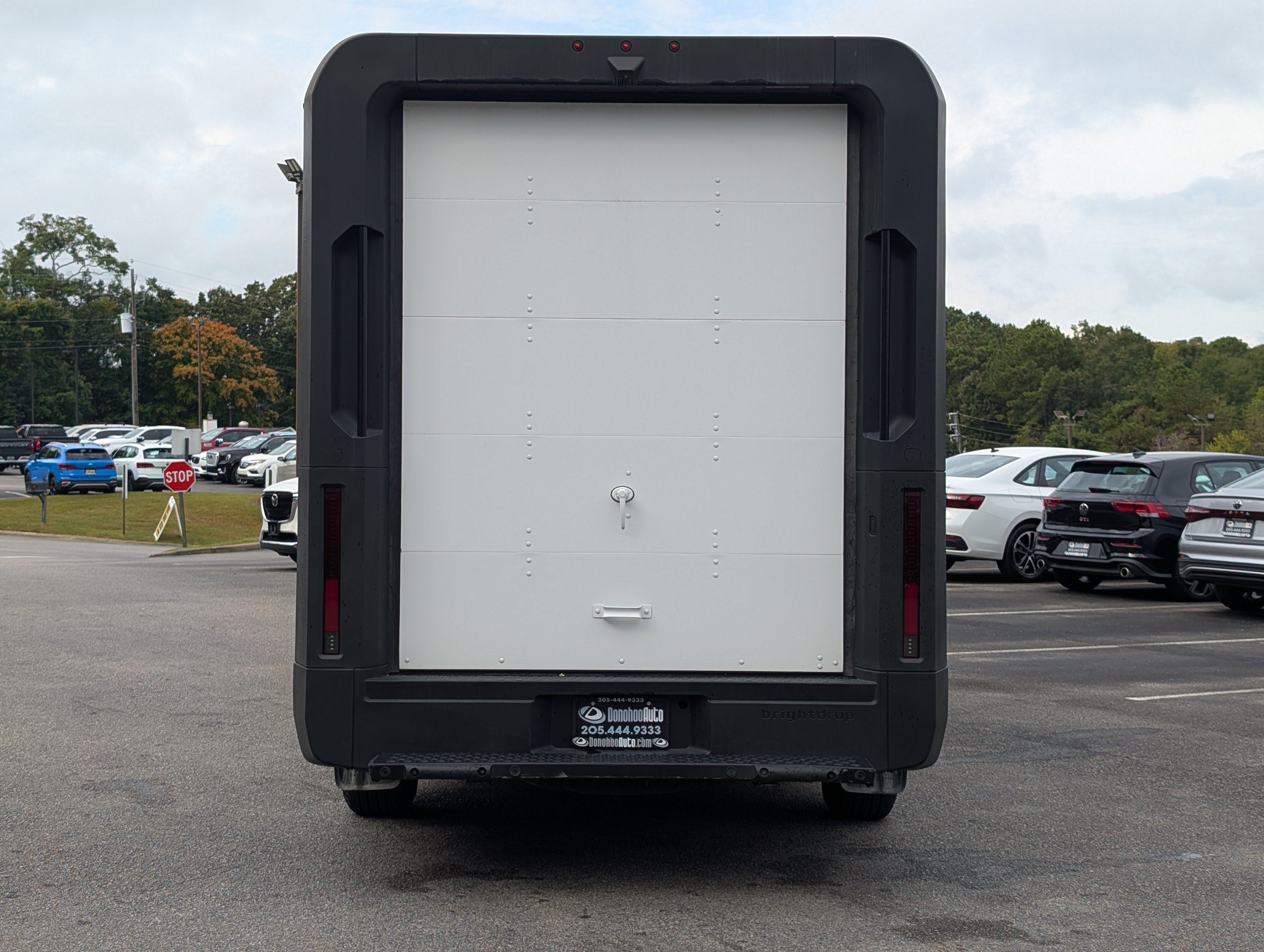 Used 2024 Chevrolet Brightdrop 600 w/ Commercial Equipment Package AWD/4WD image 8