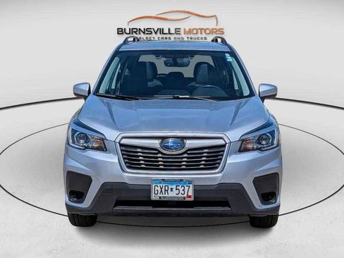 Used 2019 Subaru Forester Premium AWD/4WD image 2