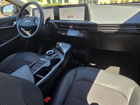 Used 2024 Kia EV6 Light AWD/4WD image 27