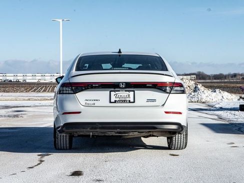 Used 2023 Honda Accord Sport image 6