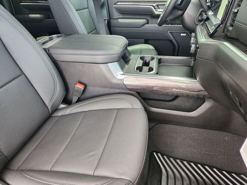 New 2026 Chevrolet Silverado 3500 LTZ w/ LTZ Plus Package AWD/4WD image 11
