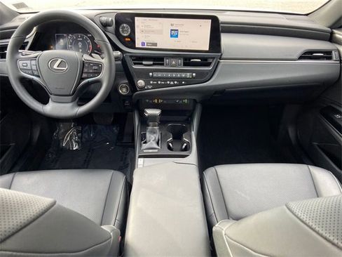 Used 2023 Lexus ES 350 w/ Premium Package image 11