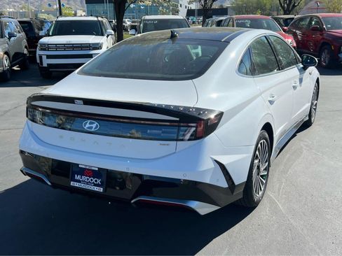 New 2026 Hyundai Sonata Limited FWD image 8