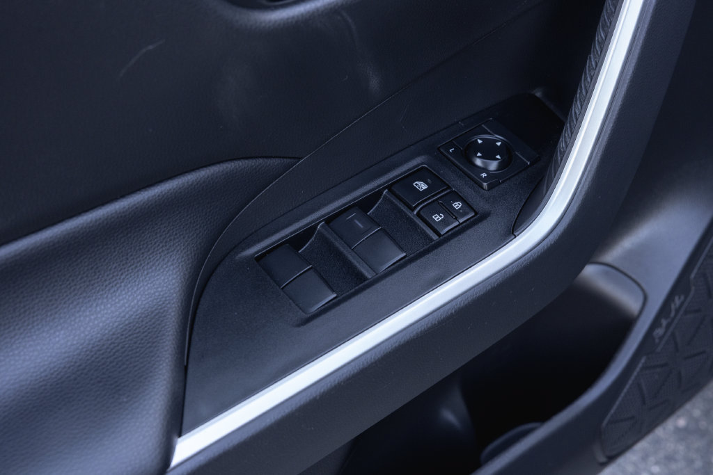 Certified 2023 Toyota RAV4 LE FWD image 9