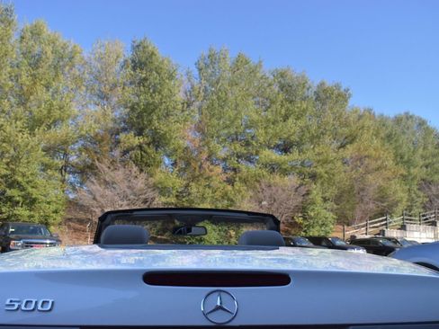 Used 2004 Mercedes-Benz SL 500 w/ Comfort Pkg image 19