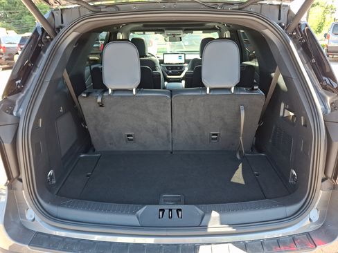 Certified 2025 Ford Explorer ST-Line w/ Premium Package AWD/4WD image 33