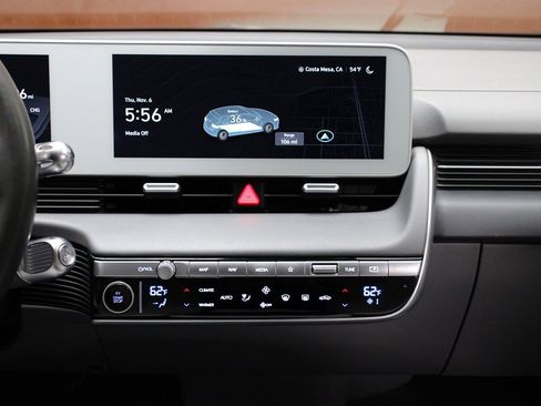 Used 2023 Hyundai Ioniq 5 SEL image 15