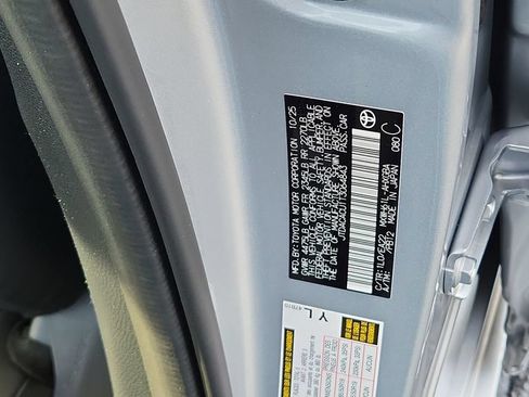New 2026 Toyota Prius Plug-In Hybrid FWD image 26