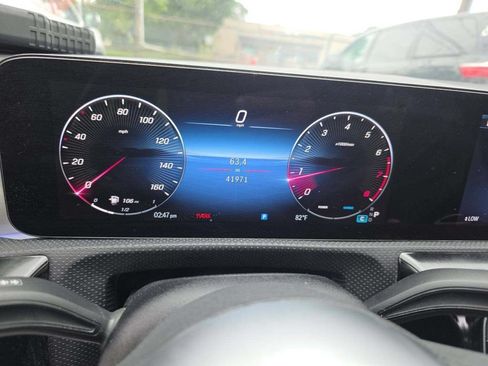 Used 2025 Mercedes-Benz CLA 250 4MATIC image 6