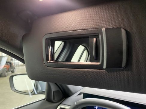 Used 2025 BMW 330i xDrive Sedan image 38