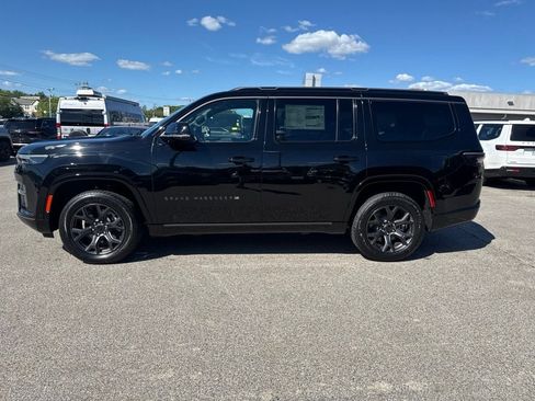 New 2026 Jeep Grand Wagoneer Limited w/ Premium Group II AWD/4WD image 2