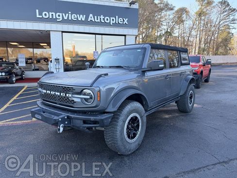 Used 2021 Ford Bronco Badlands image 1