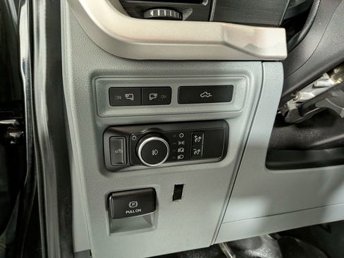 Used 2021 Ford F150 XLT w/ Equipment Group 302A High AWD/4WD image 17