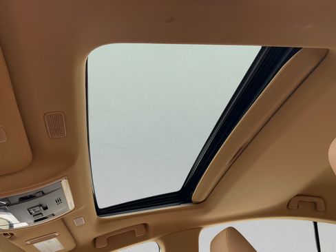 Used 2023 Lexus ES 350 w/ Accessory Package (Z1) FWD image 12