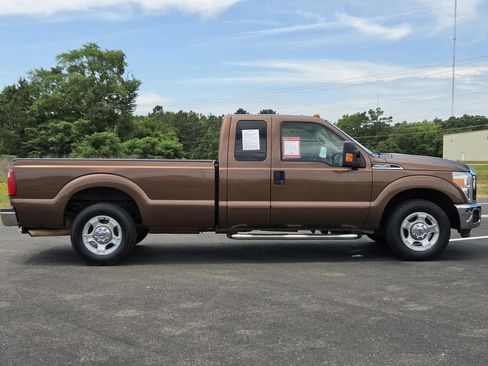 Used 2011 Ford F250 XLT w/ XLT Interior Pkg RWD image 9
