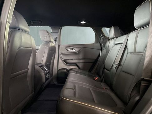 Used 2023 Chevrolet Blazer Premier image 12