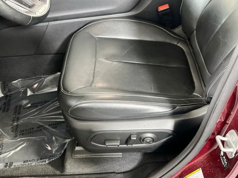 Used 2022 Jeep Grand Cherokee Limited image 18