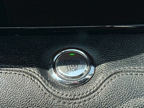 Used 2018 Lincoln Navigator L Reserve w/ Technology Package AWD/4WD image 28