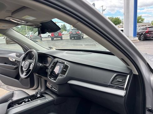 Used 2023 Volvo XC90 B5 Core w/ Protection Package Premier AWD/4WD image 30