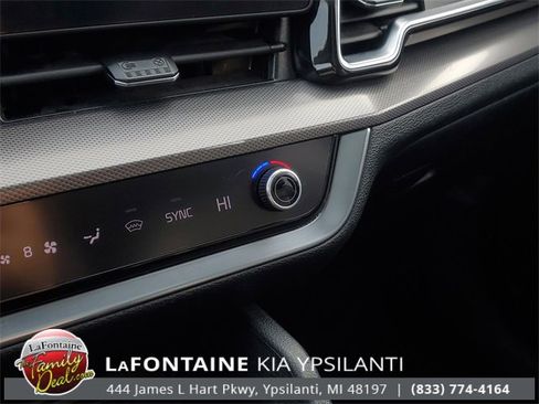 Used 2023 Kia Sportage SX image 26