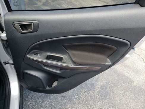 Used 2021 Ford EcoSport SE image 14