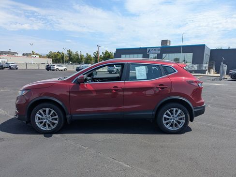 Used 2021 Nissan Rogue Sport SV AWD/4WD image 6