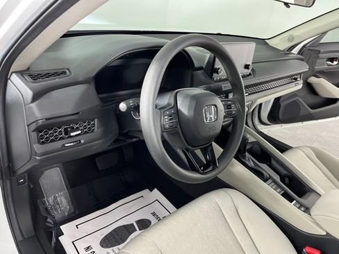 Used 2025 Honda Accord SE image 21