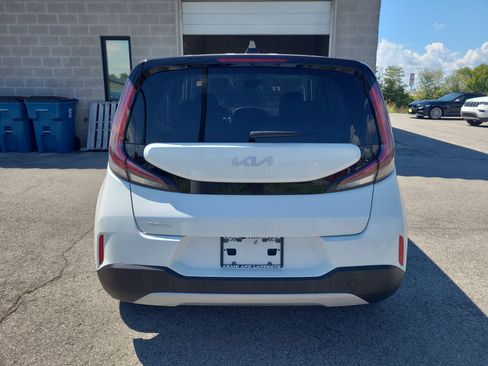 Used 2023 Kia Soul LX w/ Option Group 015 image 4