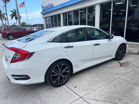 Used 2020 Honda Civic Sport image 10