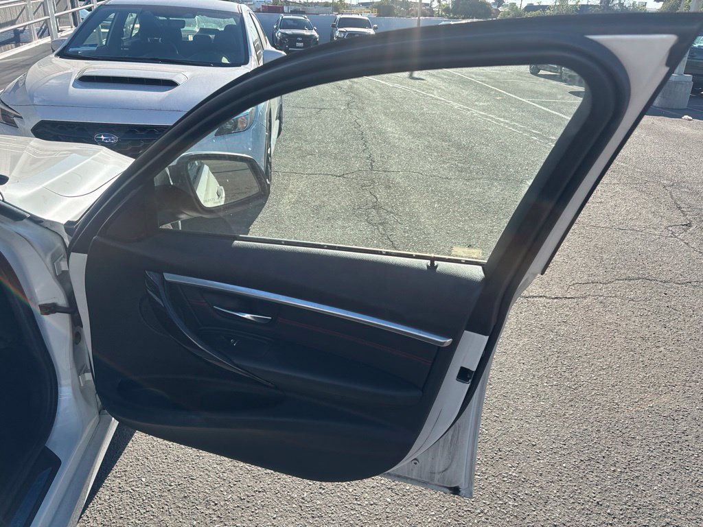 Used 2016 BMW 328i Sedan RWD image 15