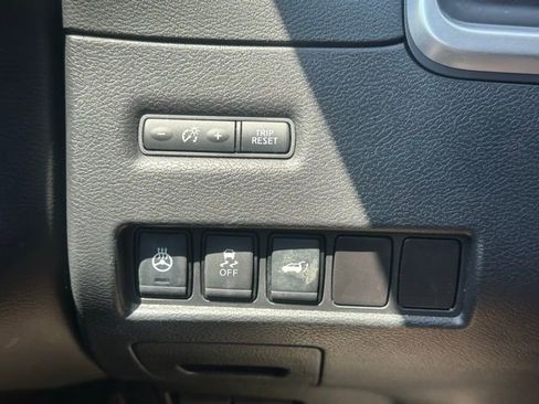 Used 2017 Nissan Murano Platinum AWD/4WD image 18